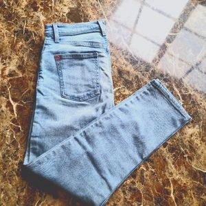 Urban Outfitters girlfriend Jeans
